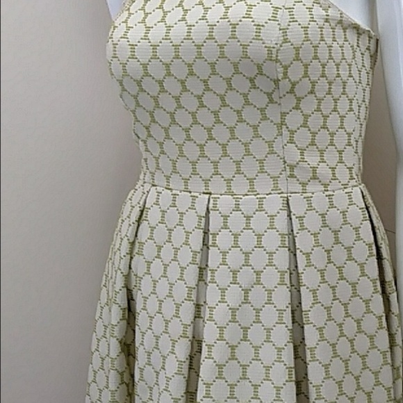 Gorgeous Dress - Picture 6 of 6